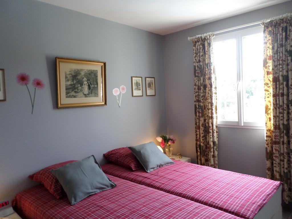 Les Broussous Bed & Breakfast Sauve Room photo